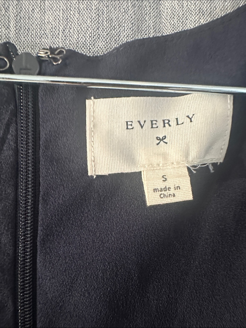 Everly Navy V-Neck Formal Party Dress - Picture 2 of 6